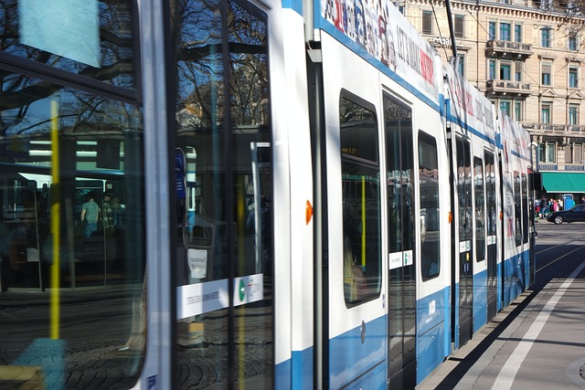 Mόναχο: Τραμ της γραμμής 23 εκτροχιάστηκε