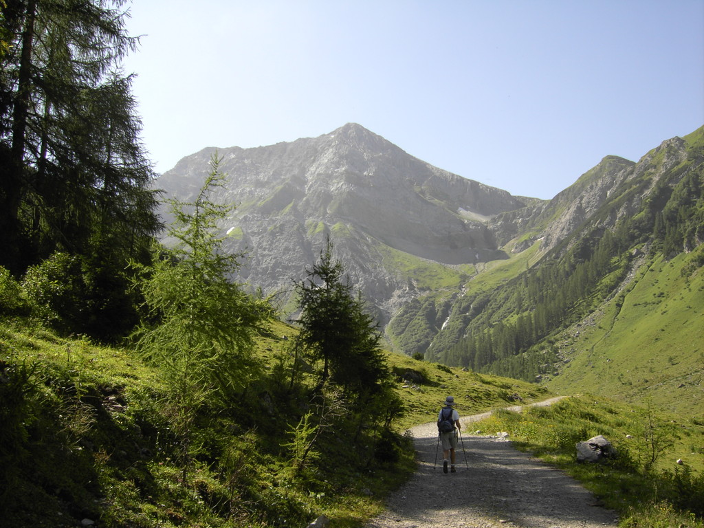 Im Kaisertal mit Blick auf Grießkopf