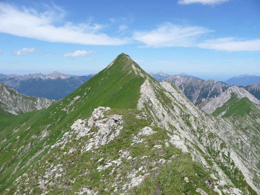 Elmer Kreuzspitze mit Anstiegsweg