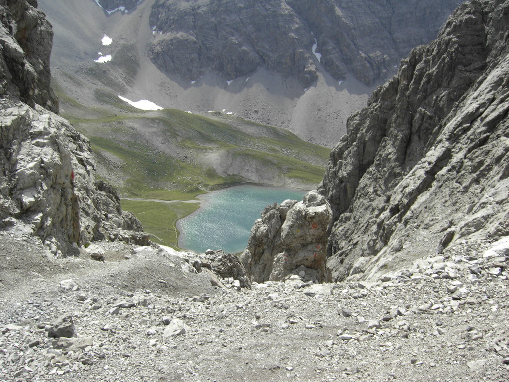 Blick von der Dremelscharte zum Steinsee