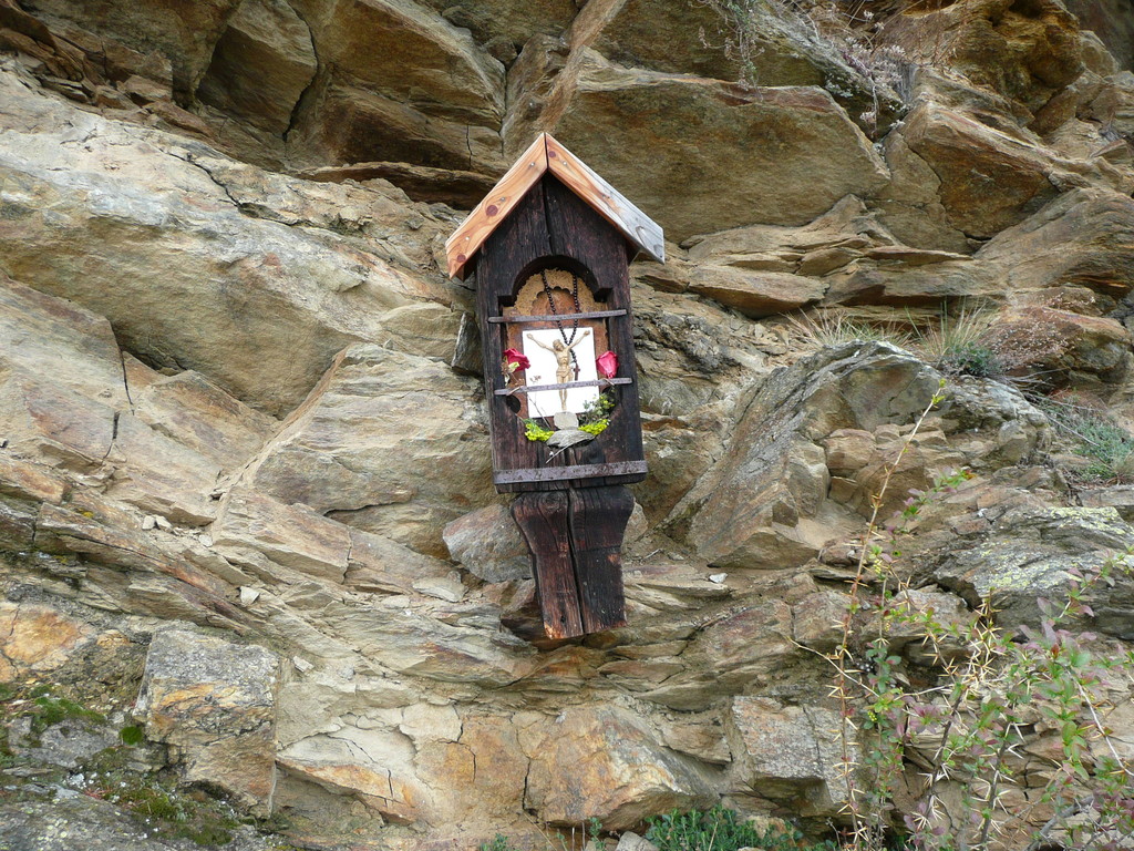 Wegkreuz am Aufstieg