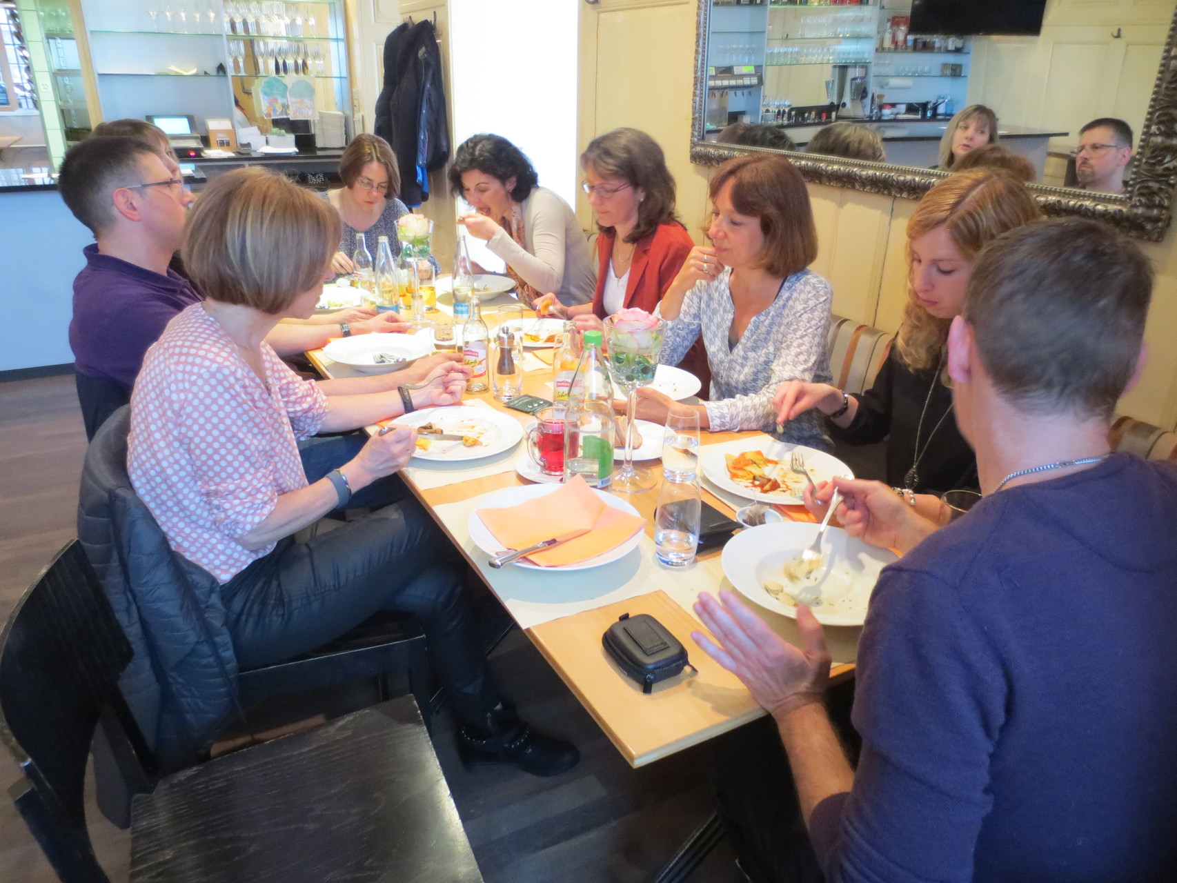 VDSV-Business-Lunch: Geselliges Beisammensein und reger Erfahrungsaustausch bei kulinarischen Genüssen im Gasthof Kreuz (CH-Egerkingen)