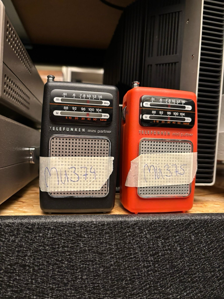 Telefunken mini partner Transistorradio UKW 87,5–104 MHz MW 520–1600 kHz 1970er