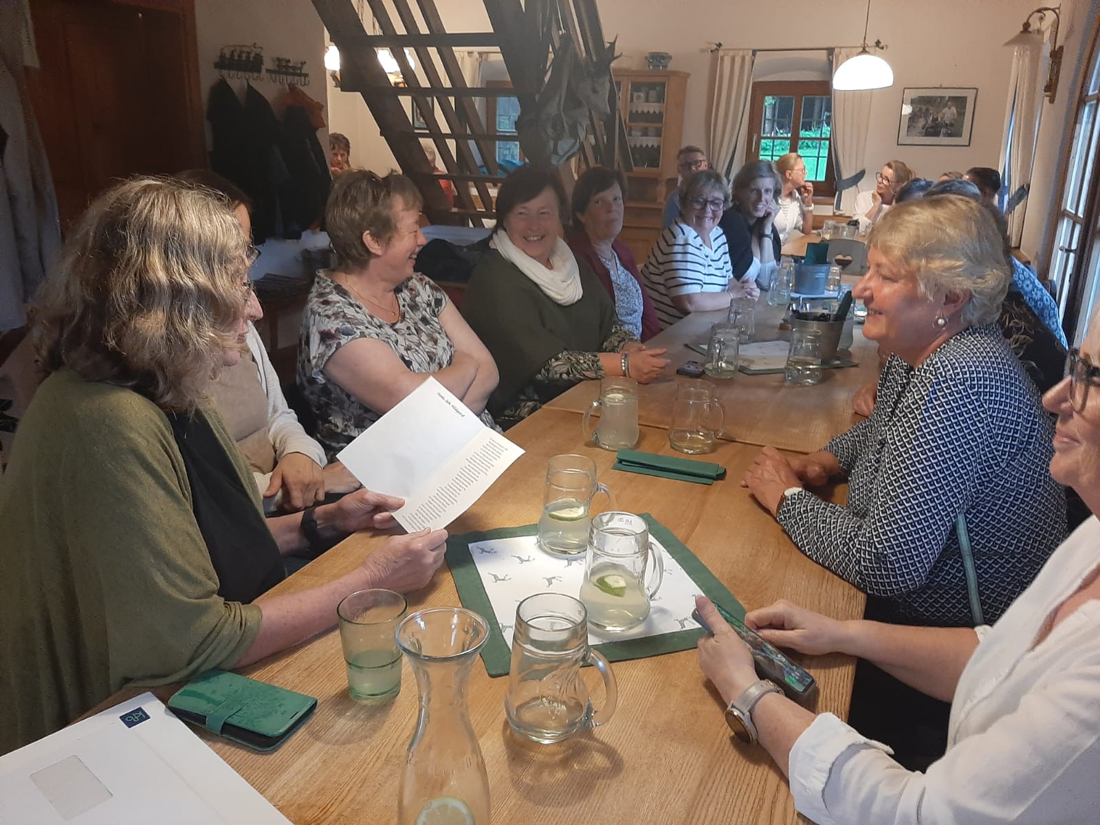 13 - Frauentreff ganz gemütlich