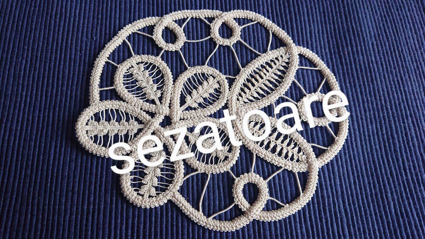 ワークショップ - ヨーロッパの熟練職人が届けるニードル刺繍レース