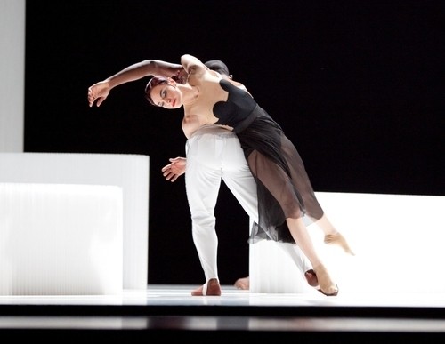 Carmen.maquia  Gustavo Ramírez Sansano. Luna Negra Dance Theater