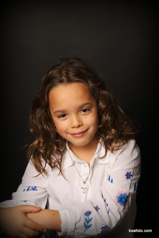 Kinderfeest fotoshoot met vriendinnen in Oosterhout – glamour party met professionele fotografie