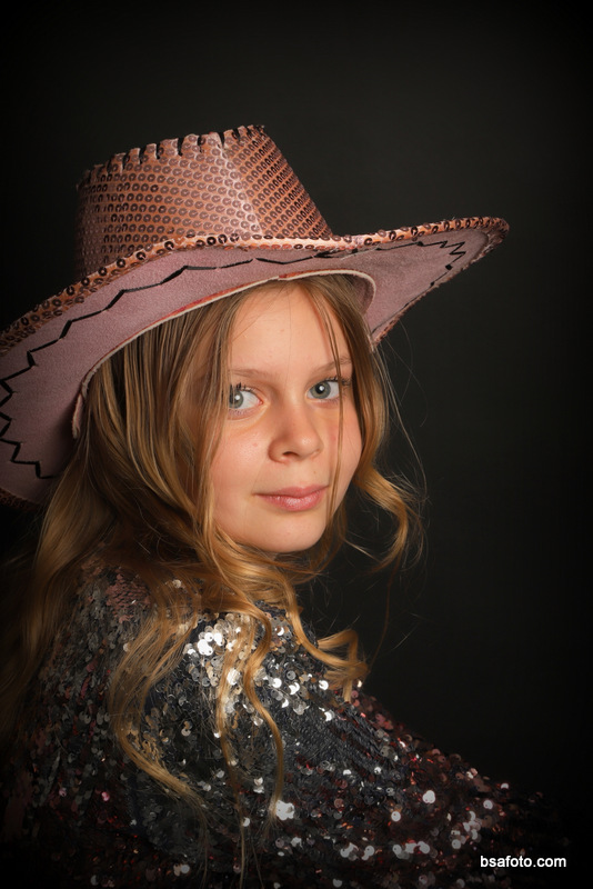 Kinderfeestje fotoshoot in Oosterhout met professionele kinderfotografie en make-up party  kinderfeestje met fotoshoot in Oosterhout en Breda  