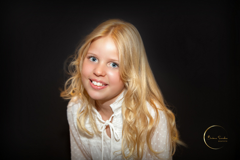 Kinderfeest fotoshoot met vriendinnen in Oosterhout – glamour party met professionele fotografie.