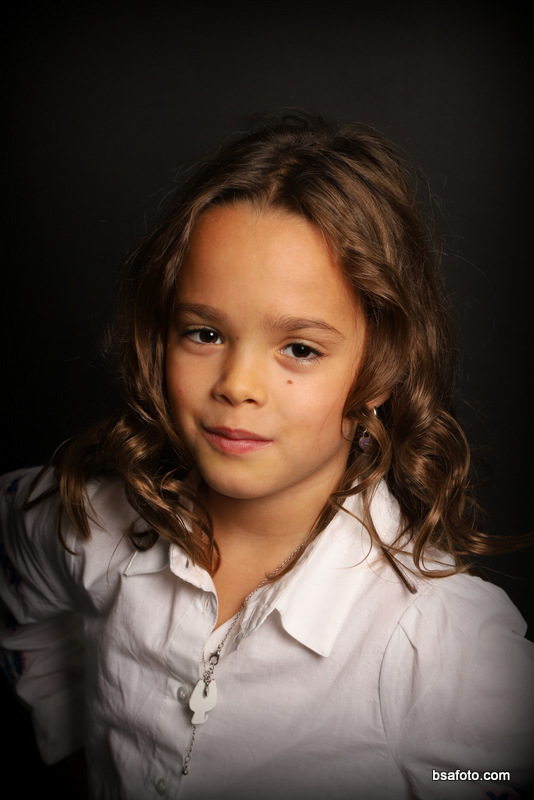 Kinderfeest fotoshoot met vriendinnen in Oosterhout – glamour party met professionele fotografie
