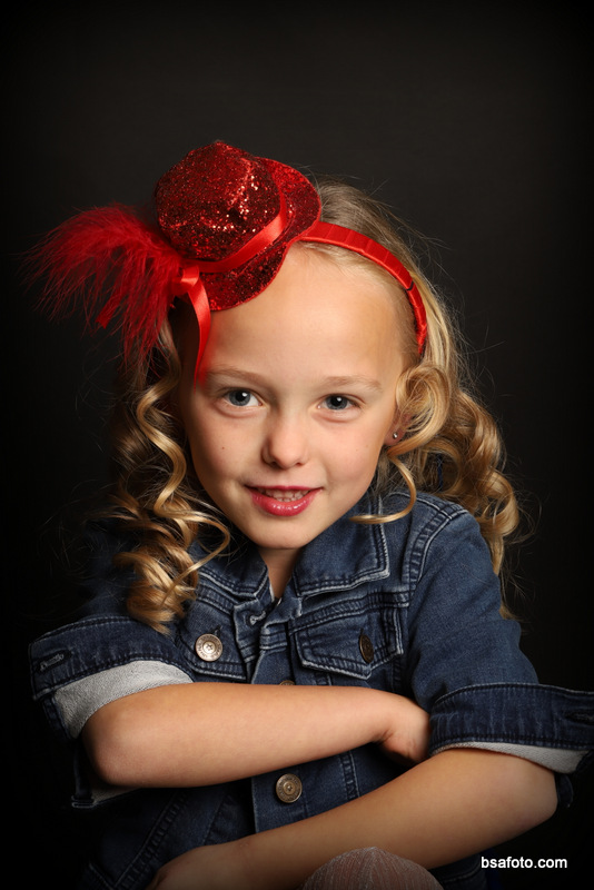 Kinderfeest fotoshoot met vriendinnen in Oosterhout – glamour party met professionele fotografie