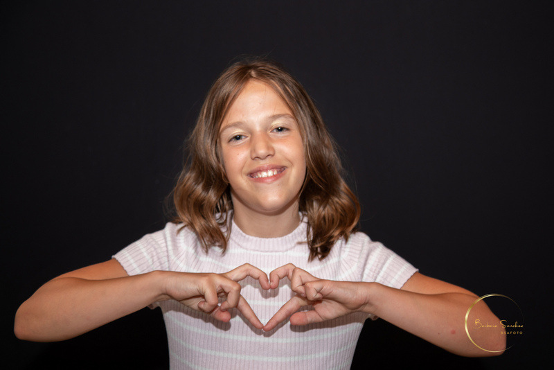 Kinderfeest fotoshoot met vriendinnen in Oosterhout – glamour party met professionele fotografie.