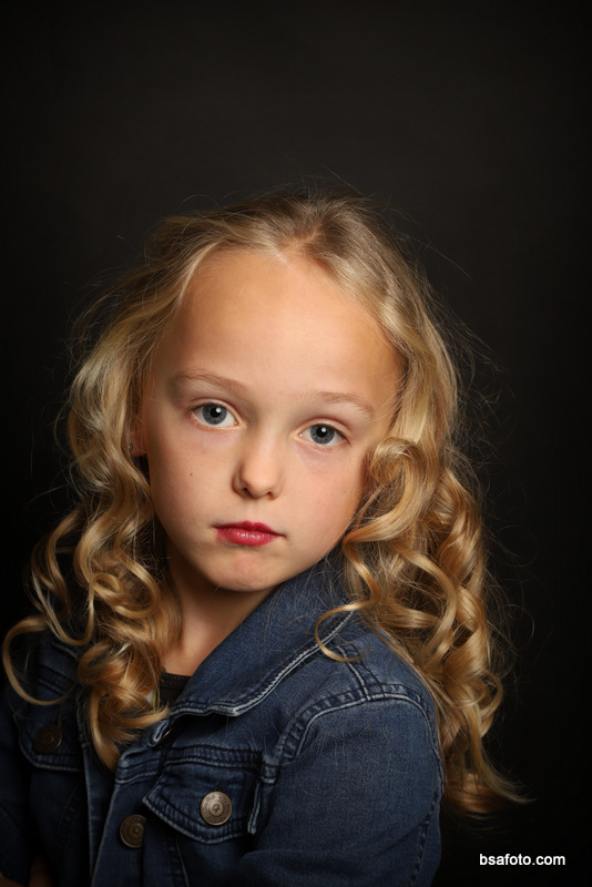 Kinderfeest fotoshoot met vriendinnen in Oosterhout – glamour party met professionele fotografie