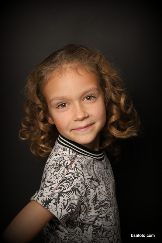 Kinderfeest fotoshoot met vriendinnen in Oosterhout – glamour party met professionele fotografie