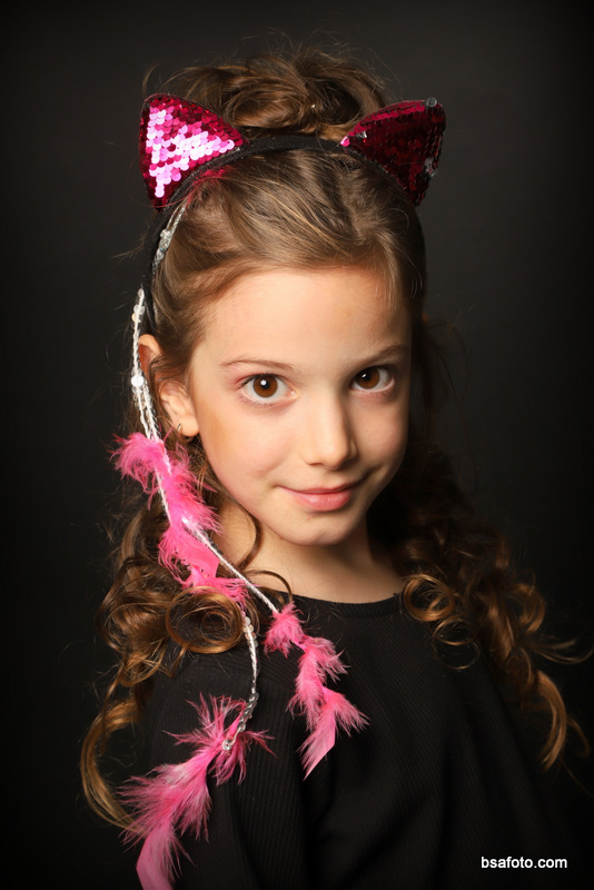 Kinderfeest fotoshoot met vriendinnen in Oosterhout – glamour party met professionele fotografie