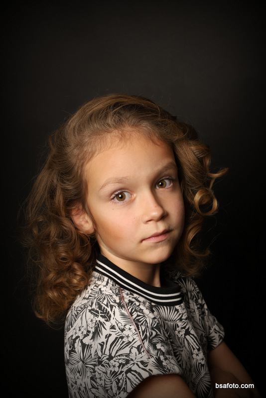 Kinderfeest fotoshoot met vriendinnen in Oosterhout – glamour party met professionele fotografie