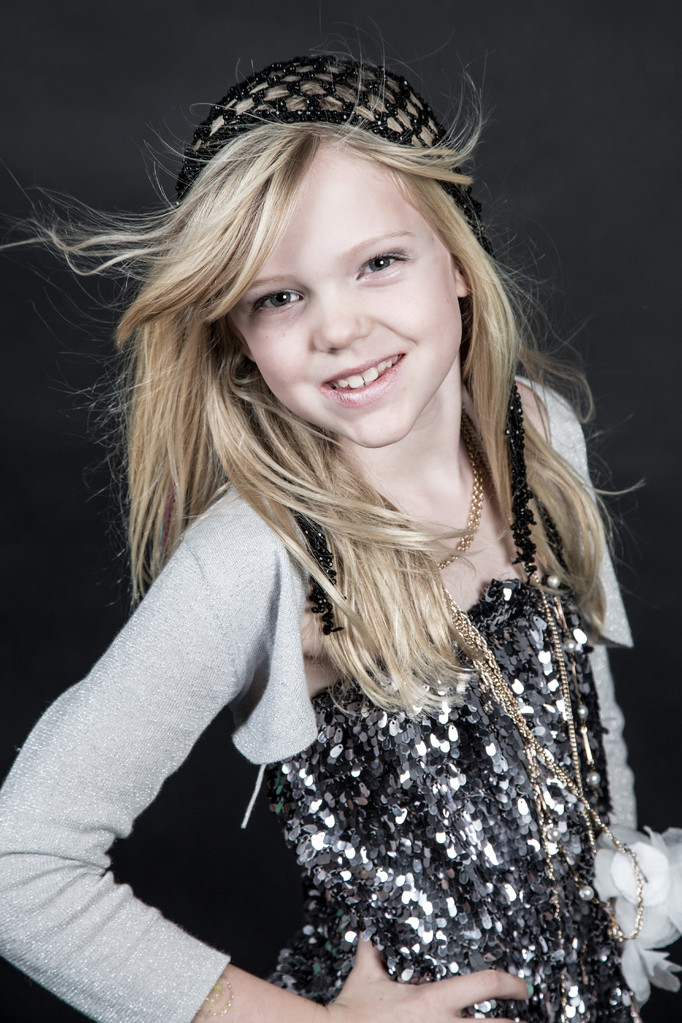 Glamour & Party, Glamour party in gezellige fotostudio met visagie en fotoshooot, je leukste foto, Makeuup Kids Glamour Party,  fotoshoot hairstyling Glamour Glitter