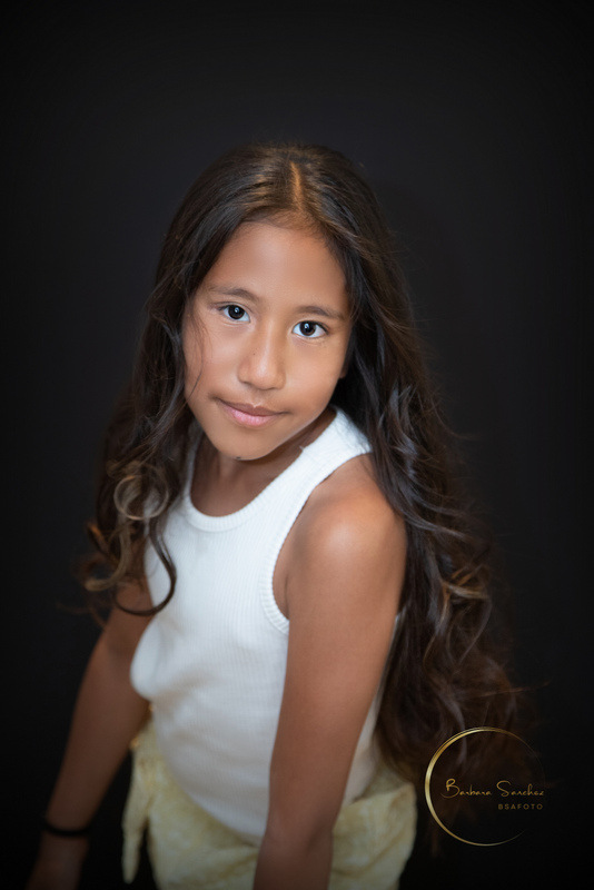 Kinderfeest fotoshoot met vriendinnen in Oosterhout – glamour party met professionele fotografie.