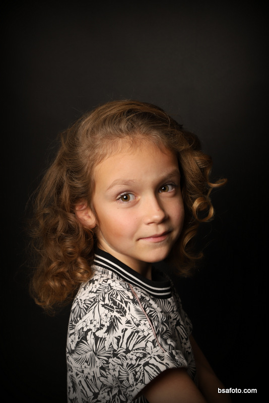 Kinderfeest fotoshoot met vriendinnen in Oosterhout – glamour party met professionele fotografie