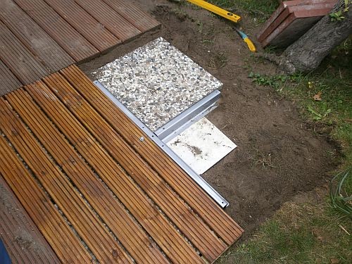 Hinter den Strandkörben haben wir uns eine Konstruktion ausgedacht ...