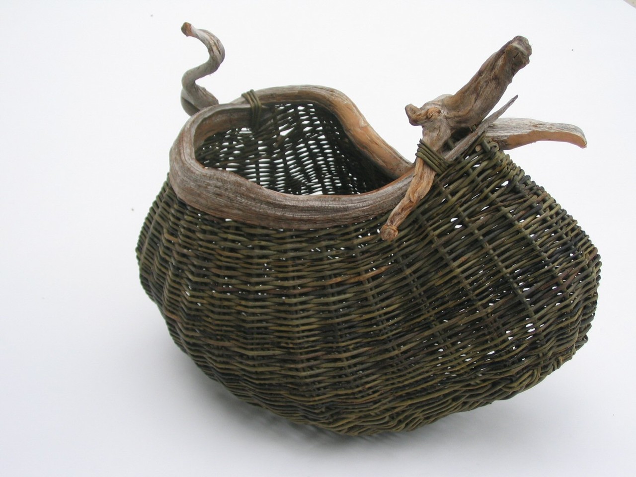Artistic Baskets Joe Hogan Basket Maker Traditional Irish Willow Baskets