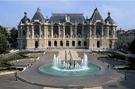 Palais des Beaux-Arts à Lille (15kms)