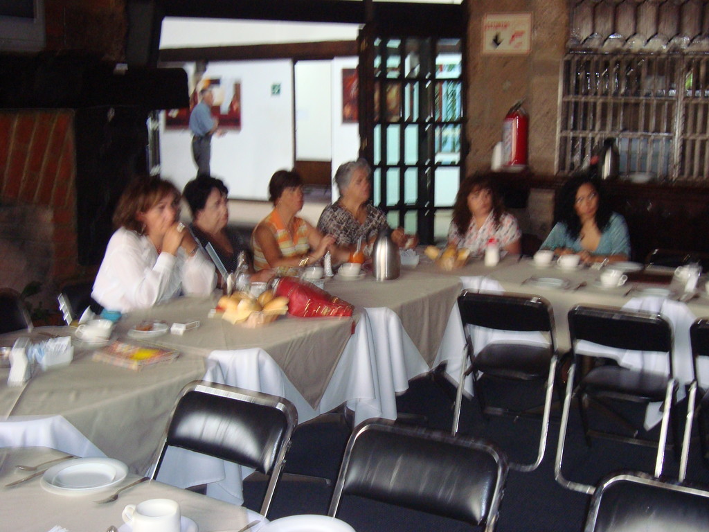 Desayuno mayo 2009 programacion neurolingüística