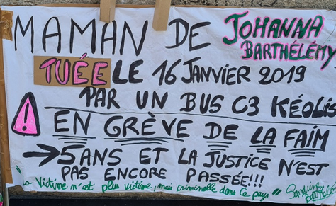 Pancarte gréve de la faim de Sandrine Barthélémy Lyon septembre 2023