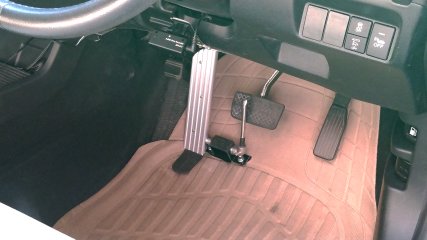 ペダルの踏み間違い事故 根絶の為に ペダルの踏み間違い事故 根絶の為に