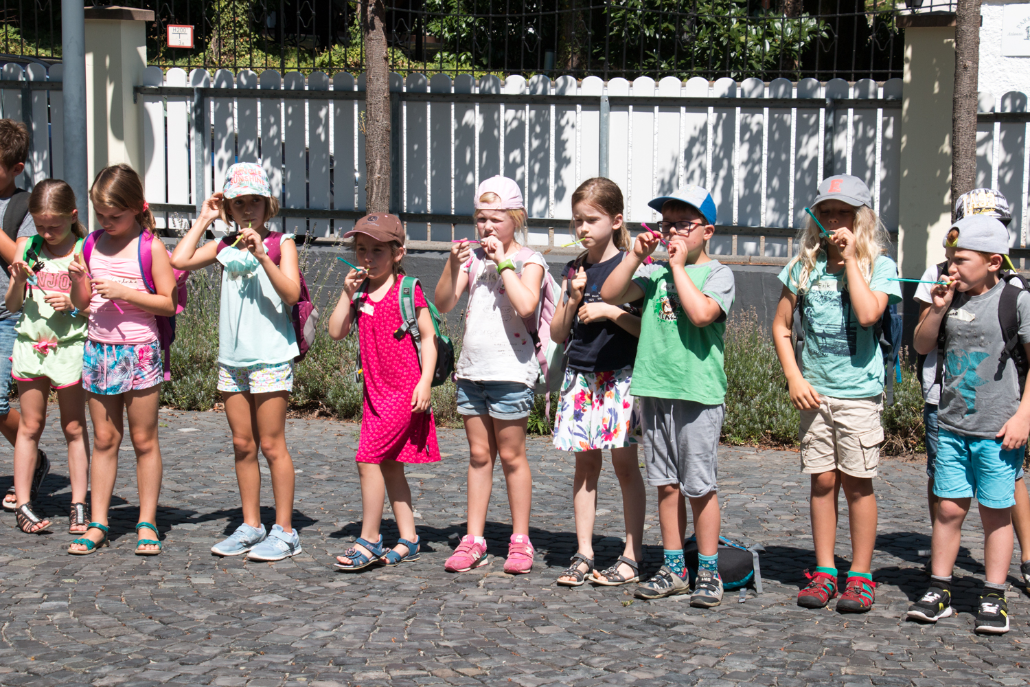 Die selbst gebastelten Raketen werden abgeschossen (Foto: B. Budig)