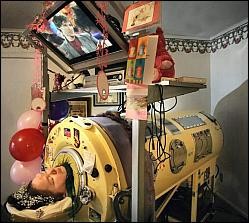 Dianne Odell: Jahrzehnte in der eisernen Lunge nach Kinderlähmung