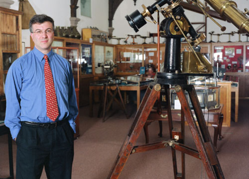 Peter Lipton im Whipple Museum.