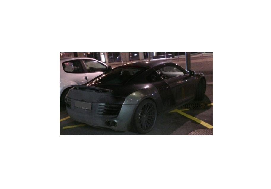 7) Audi R8