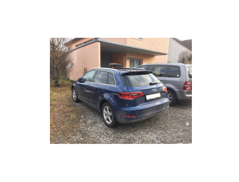 16) Audi A3
