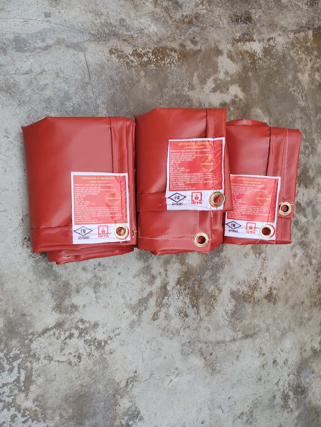 Tres piezas de Lona Ignifuga con Certificado de Calidad - Entrega Inmediata - Envios a todo Mexico