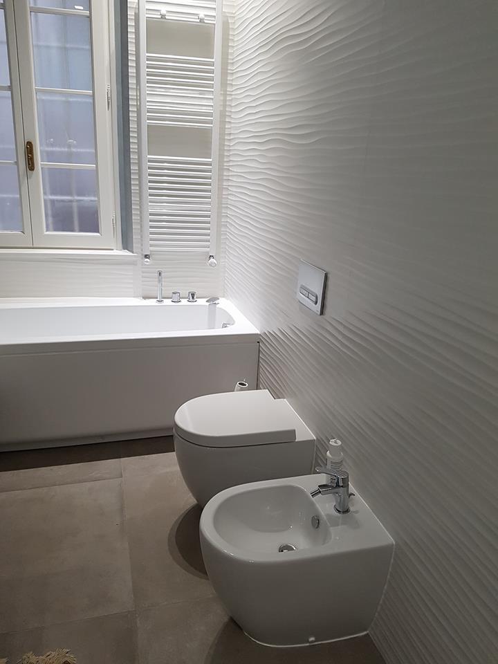 Bagni in resina benvenuti su resinedesign art decor (pavimenti ... Piastrelle effetto resina bagno
