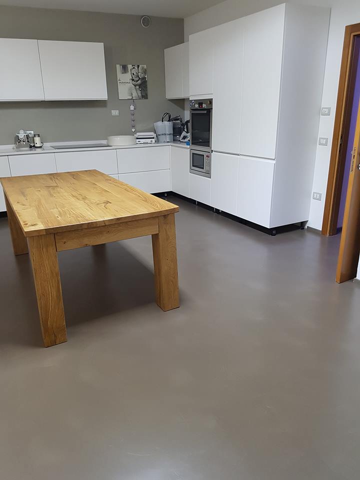 Appartamenti in resina benvenuti su resinedesign art decor ... Resina su piastrelle bagno