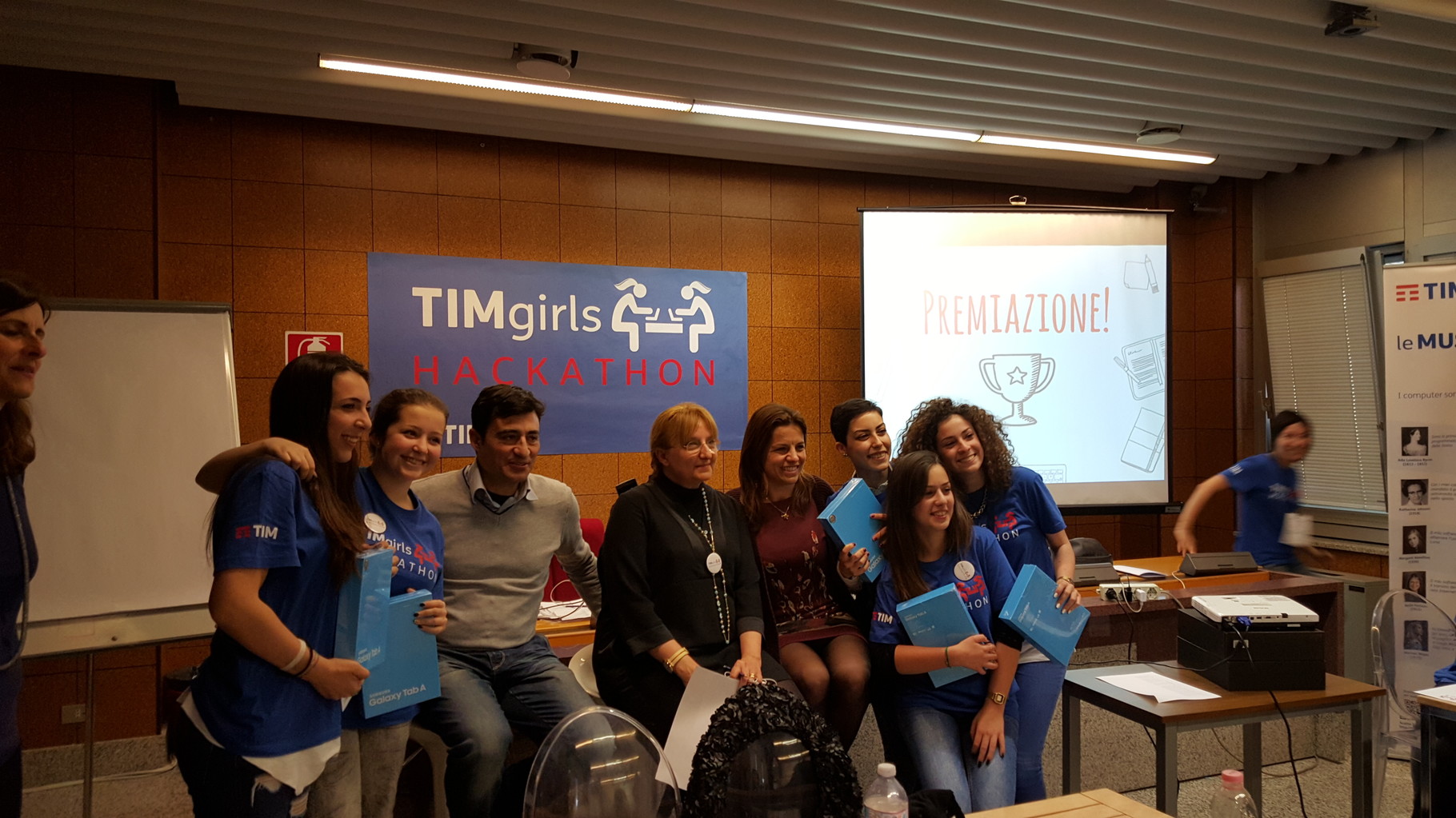 Foto con la giuria    (Ph. Beatrice Artizzu)