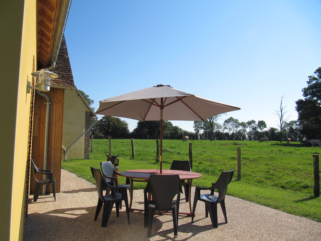 Terrasse vu sur le Pré