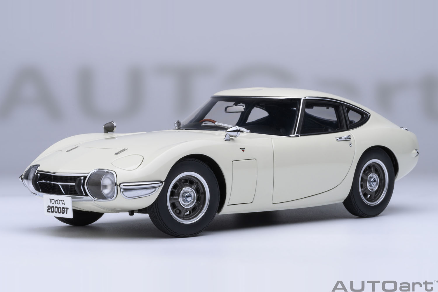 ご予約開始！【AUTOart 1/18スケール ミニカー】トヨタ 2000GT