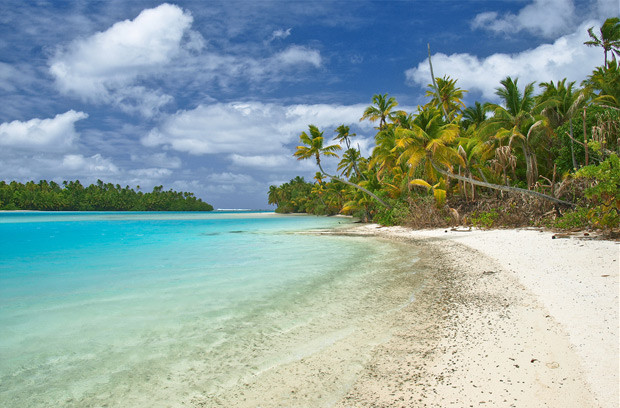 Tapuaetai "One Foot" Island - Aitutaki Atoll - Cook Islands © e t d j t™ pictures / Patrick Jaussi