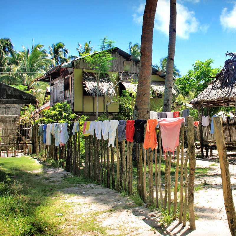 Local villages | Siargao Island | The Ultimate Guide To Siargao In The Philippines - For Non Surfers © Sabrina Iovino | #Siargao #Philippines #surfing #travel