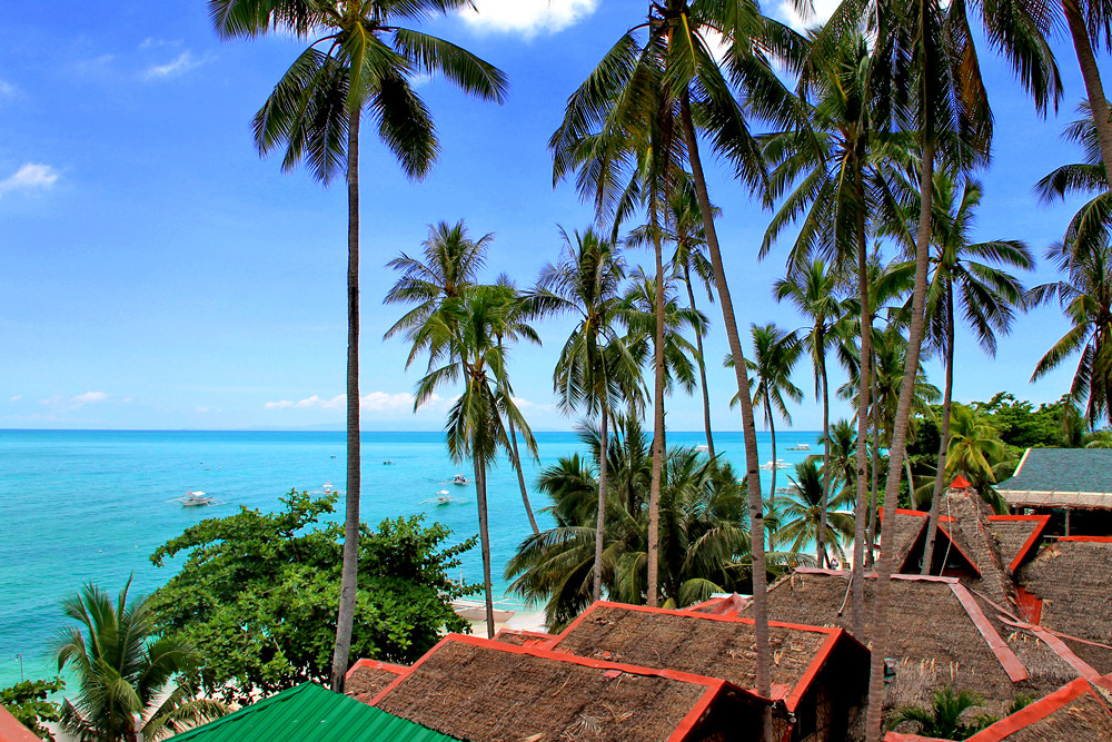 Alona Beach, view from the terrace of Hayahay Resort. Panglao, Bohol, Philippines 2013 © Sabrina Iovino | JustOneWayTicket.com