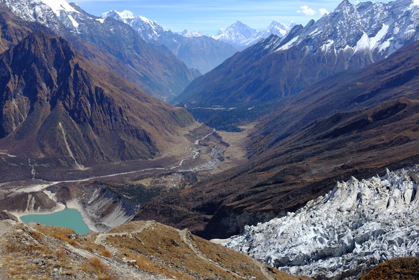 Manaslu Circuit Trek – A Hidden Himalayan Gem and Nepal’s Best Alternative to Mount Everest