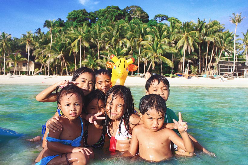 Why you should travel to the Philippines | Photo: White Beach, Boracay. Philippines © Sabrina Iovino | via @Just1WayTicket