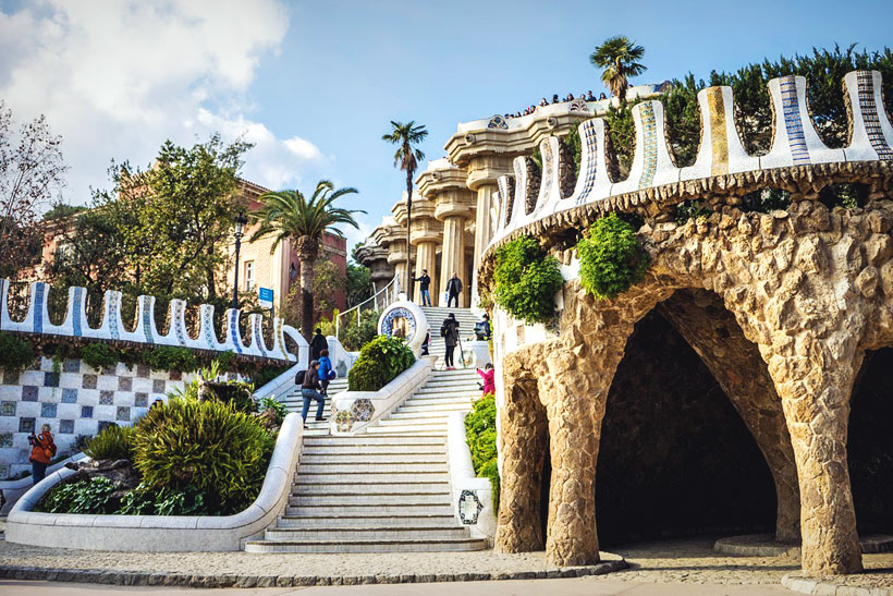 10 Absolutely Awesome Things To Do in Barcelona And Around... | via @Just1WayTicket