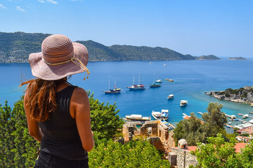Discover and explore the best of the Turkish islands