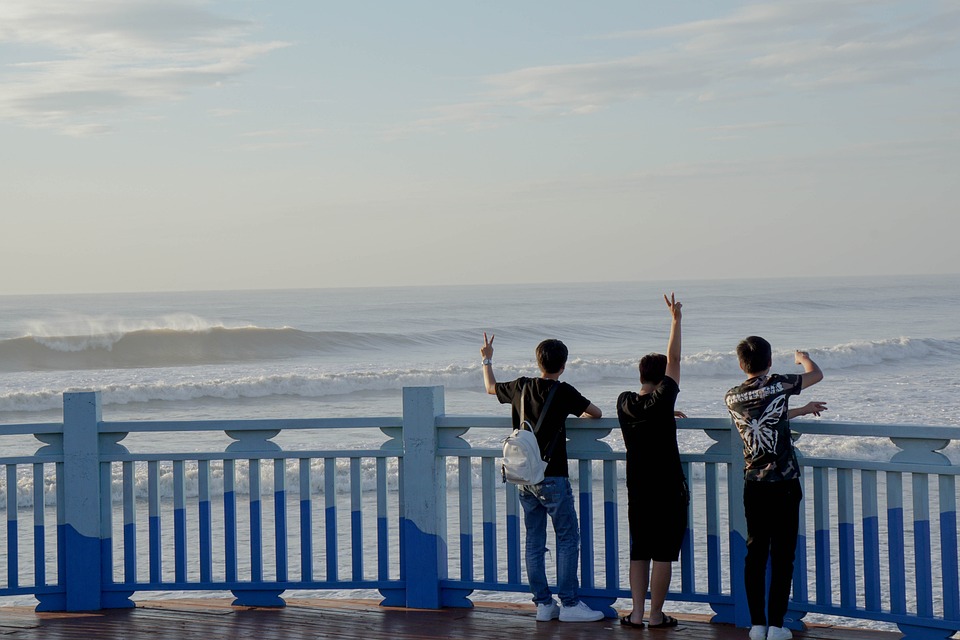 6 Tips for Planning a Stress-Free Vacation with Colleagues