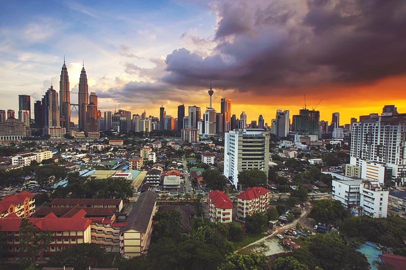 10 Amazing Things To Do In Kuala Lumpur (+3 Fantastic Places To Stay