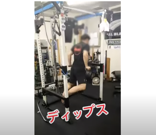 クリーニング屋さんのトレーニング　笑